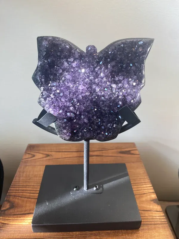 Amethyst Butterfly on Stand 569044